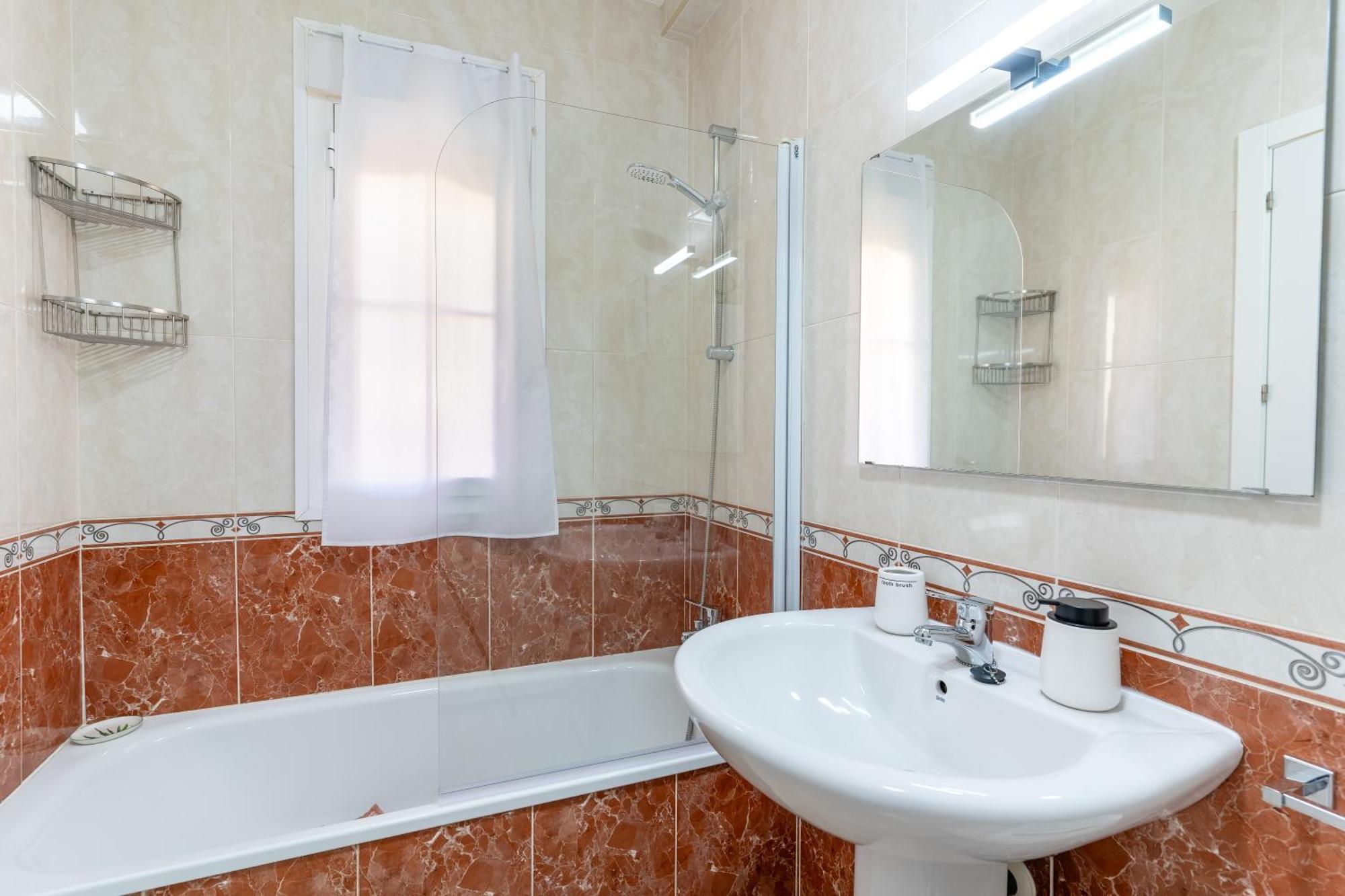 Nogalesstudio R&r Apartamento Vícar